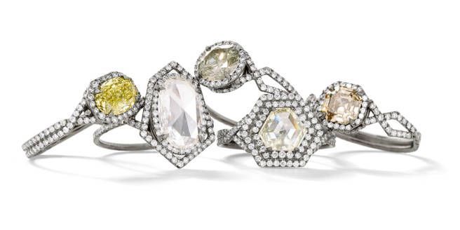 Моник Пеан представляет потрясающие устойчивые обручальные кольца для альтернативной невесты
