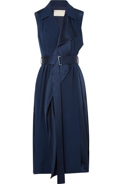 Sininen satiinipitkä mekko | ELLE UK