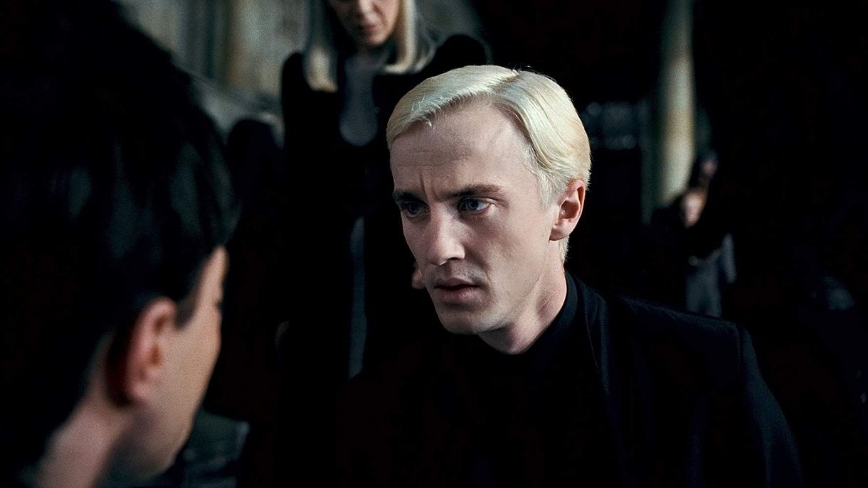 Draco Malfoy를 연기 한 남자는 Harry Potter가 그의 캐릭터와 확실히 사랑에 빠졌다고 말했습니다.