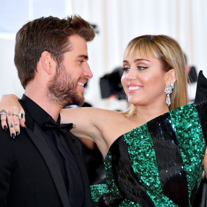 Une chronologie définitive de la relation et de la rupture de Miley Cyrus et Liam Hemsworth
