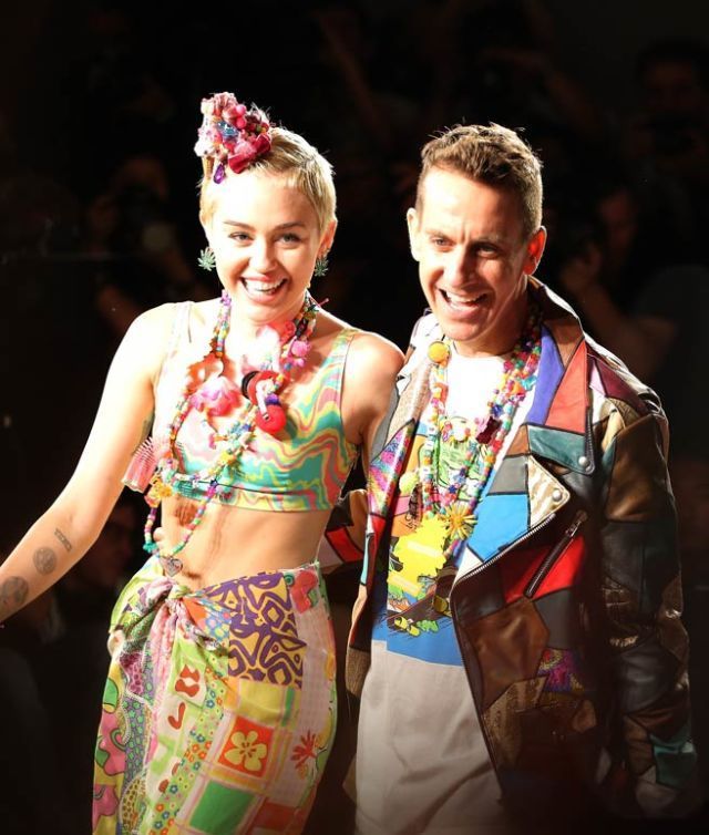 Miley Cyrus dit qu'elle est la personne la plus cool de la Fashion Week