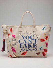 Produkt, taška, písmo, krása, batožina a tašky, béžová, etiketa, taška cez rameno, dizajn, nákupná taška,