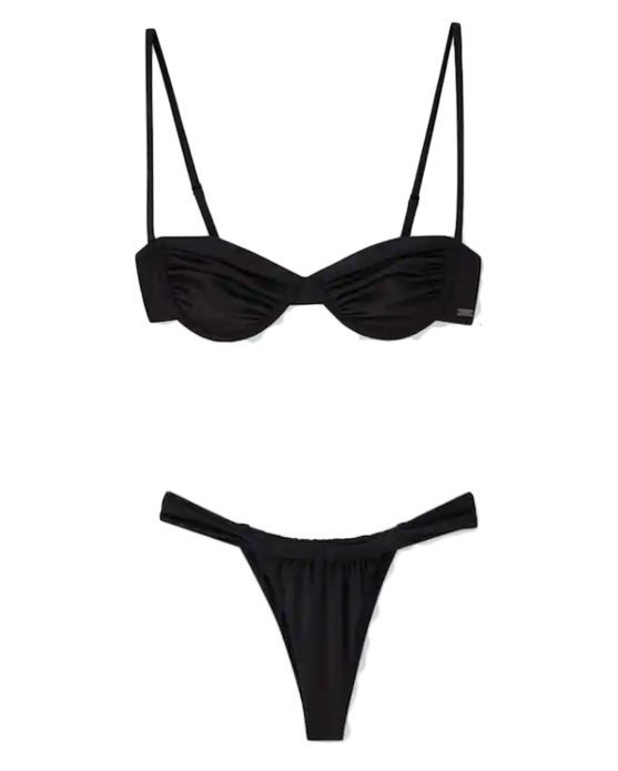 pullbear ruched bikini top สีดำ ราคาปัจจุบัน £1299 และกางเกงใน ฿999