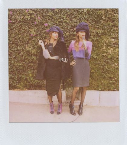 Rashida Jones (og hennes søster!) Rock Turbans for Band of Outsiders 'Fall Campaign