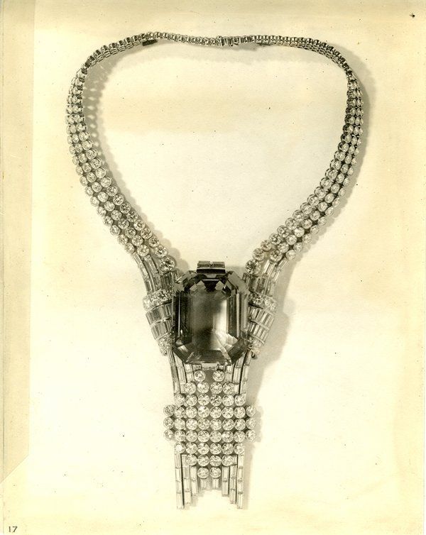 „Tiffany & Co.“ iš naujo įsivaizduoja 1939 m. Su nauju įsigijimu: 80 karatų deimantas